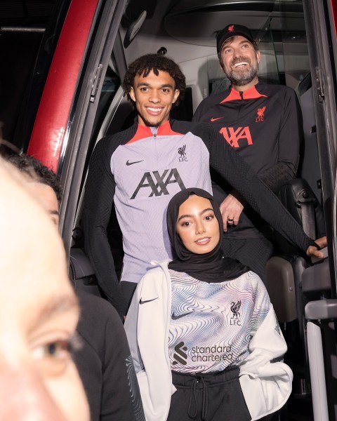 Liverpool Alexander-Arnold 66 Matchtröja Borta 2022-2023